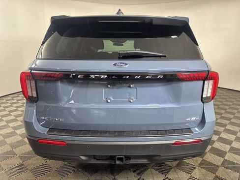 Certified 2025 Ford Explorer Active AWD/4WD image 24