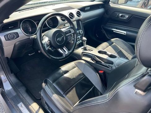Used 2022 Ford Mustang Premium RWD image 13