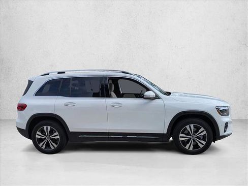 Certified 2026 Mercedes-Benz GLB 250 image 4