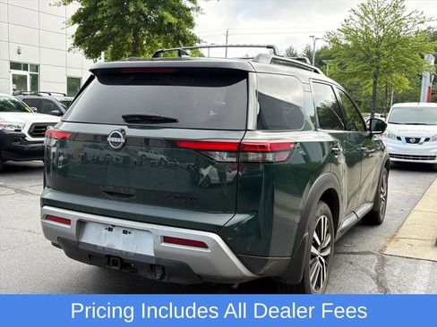 Used 2024 Nissan Pathfinder Platinum AWD/4WD image 5