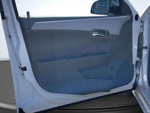 Used 2011 Chevrolet Malibu LS image 22