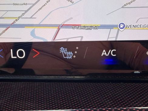 New 2026 Chevrolet Traverse Z71 w/ Enhanced Driving Package image 55