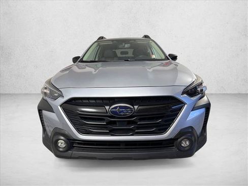 Used 2025 Subaru Outback Onyx Edition AWD/4WD image 9