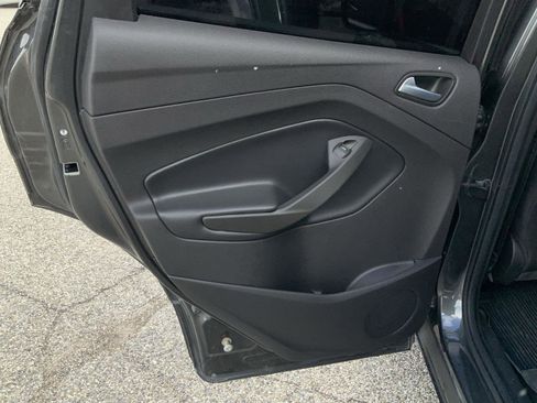 Used 2018 Ford Escape SEL image 48