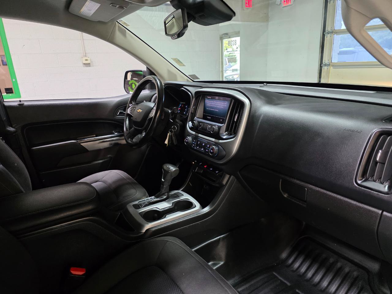 Used 2021 Chevrolet Colorado LT w/ Fleet Safety Package RWD image 21