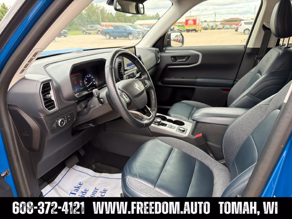 Used 2022 Ford Bronco Sport Outer Banks w/ Tech Package AWD/4WD image 22
