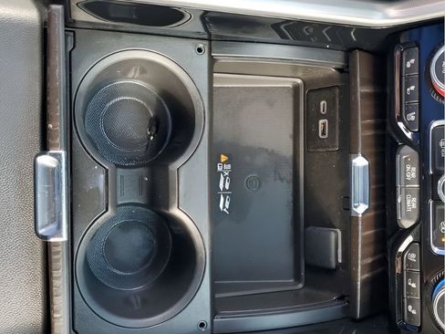 Certified 2023 GMC Yukon XL Denali image 40