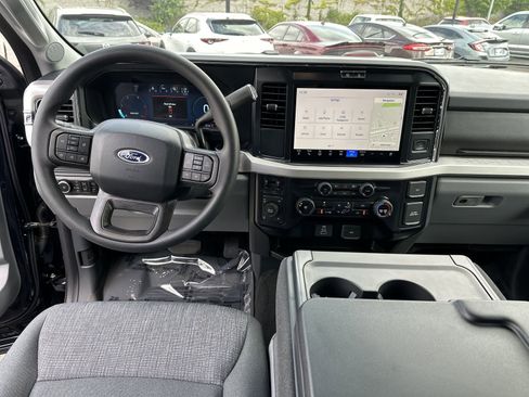 New 2025 Ford F350 XLT w/ Black Appearance Package image 11