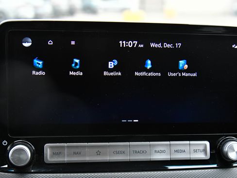 Used 2023 Hyundai Kona Limited image 23