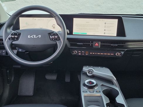 Used 2024 Kia EV6 Wind image 6