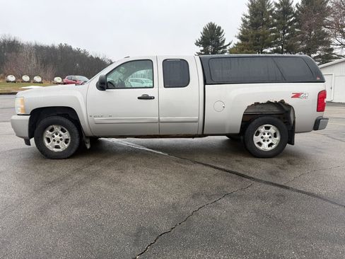 Used 2008 Chevrolet Silverado 1500 LT w/ Power Pack Plus image 12