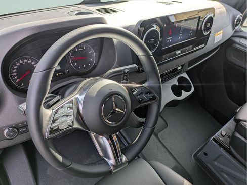 New 2026 Mercedes-Benz Sprinter 2500 image 4