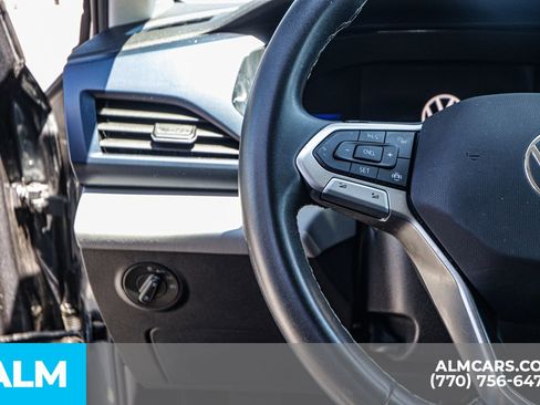 Used 2022 Volkswagen Taos SE image 30