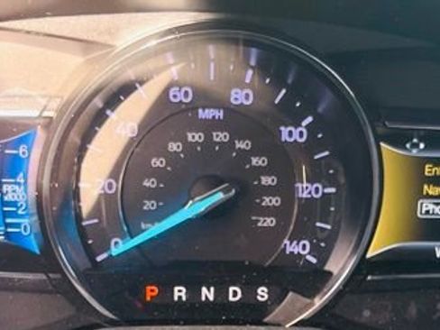 Used 2018 Ford Explorer XLT w/ Equipment Group 202A image 9