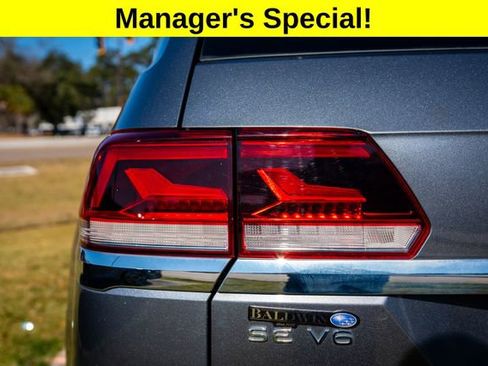 Used 2021 Volkswagen Atlas SE w/ Towing Package image 32