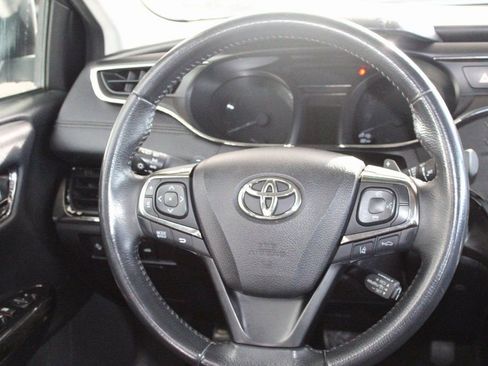 Used 2017 Toyota Avalon XLE image 27