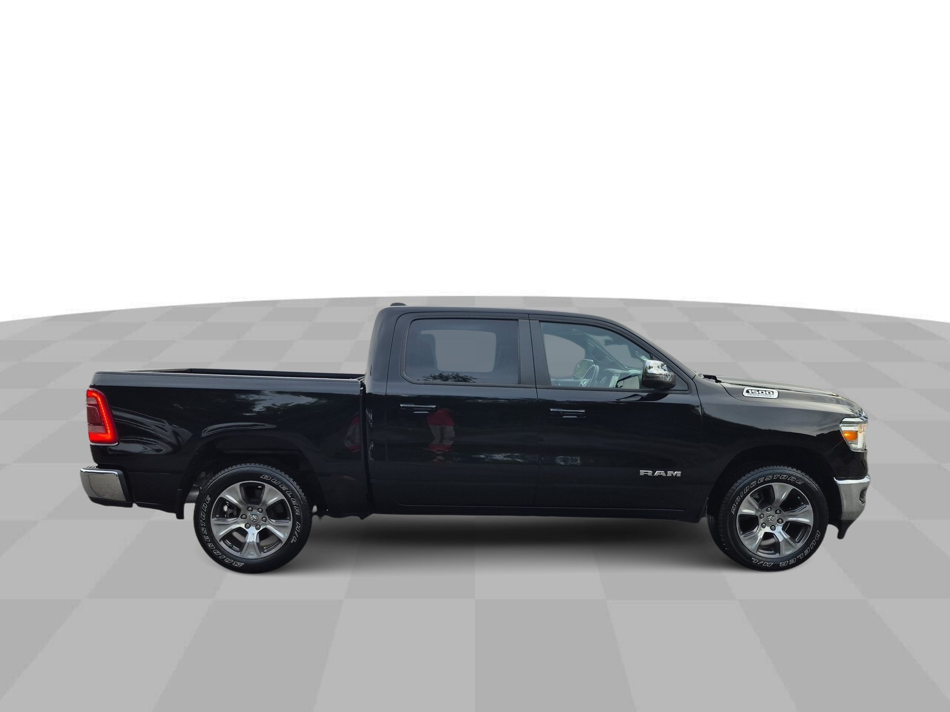 Used 2023 RAM 1500 Laramie AWD/4WD image 10