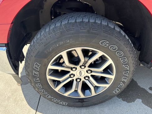 Certified 2021 Ford F150 Lariat w/ Tow Technology Package AWD/4WD image 5