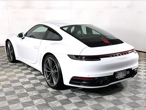 Certified 2020 Porsche 911 Carrera RWD image 3