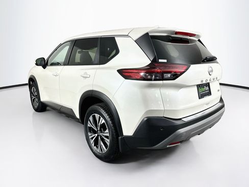 Used 2023 Nissan Rogue SV FWD image 5