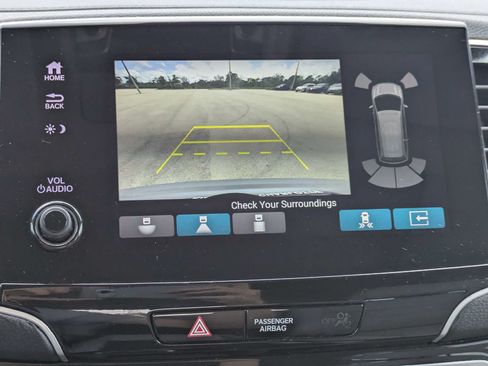 Used 2021 Honda Pilot Elite image 27