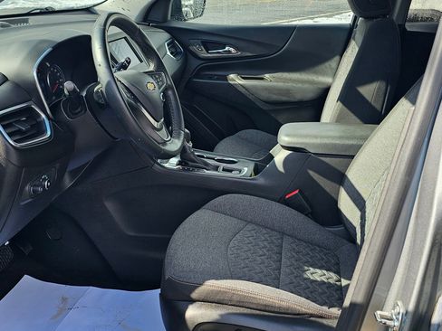Used 2023 Chevrolet Equinox LT w/ Driver Convenience Package image 24
