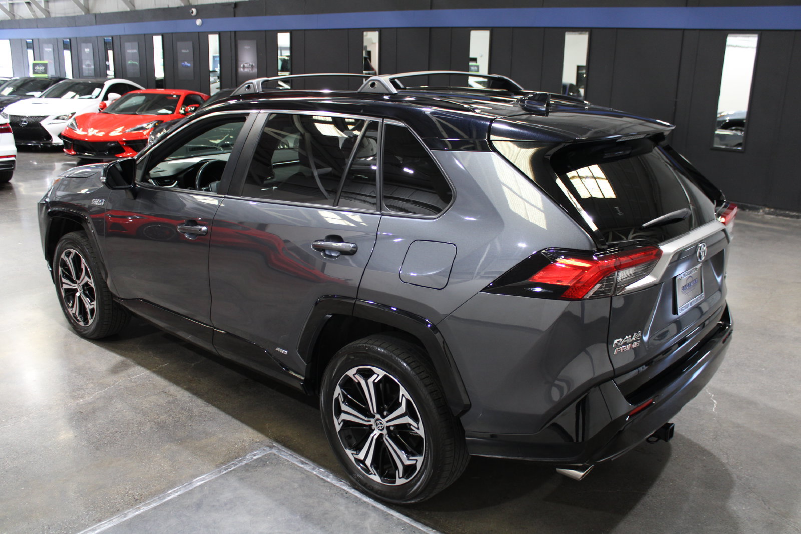 Used 2022 Toyota RAV4 XSE AWD/4WD image 12