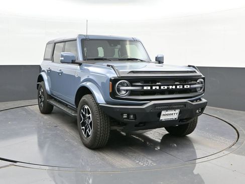 Used 2023 Ford Bronco Outer Banks image 22