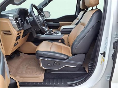 Used 2023 Ford F150 Lariat w/ Trailer Tow Package image 23