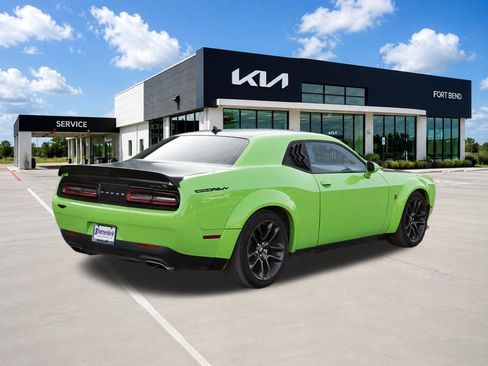 Used 2023 Dodge Challenger R/T Scat Pack w/ Plus Package RWD image 5