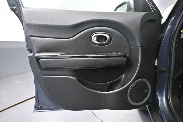 Used 2014 Kia Soul ! w/ Sun & Sound Package FWD image 13