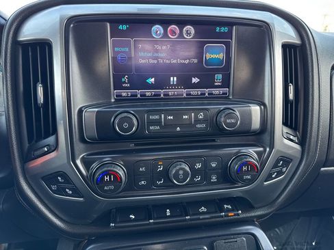 Used 2015 Chevrolet Silverado 2500 LTZ image 18