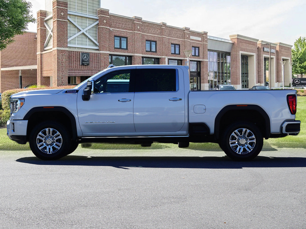 Used 2021 GMC Sierra 3500 Denali w/ Denali Ultimate Package AWD/4WD image 8