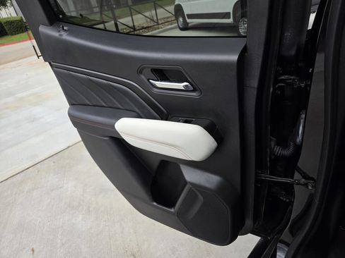 Used 2024 GMC Canyon AT4X AWD/4WD image 36