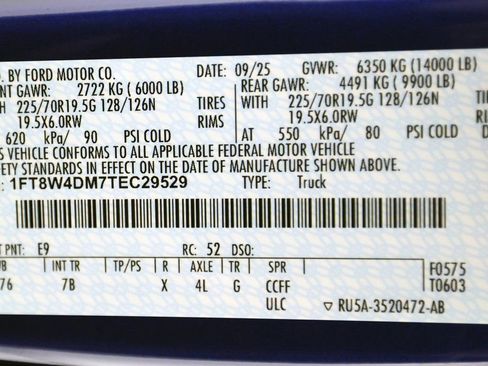 Used 2026 Ford F450 Platinum w/ FX4 Off-Road Package image 60