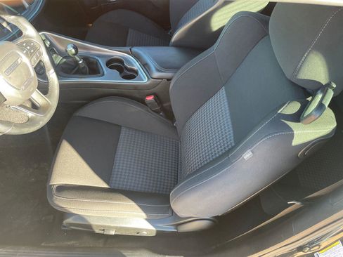 Used 2022 Dodge Challenger R/T w/ Blacktop Package image 9