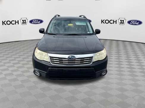 Used 2010 Subaru Forester 2.5X Limited AWD/4WD image 2