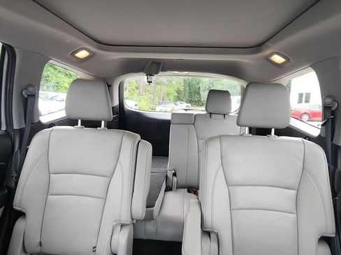 Used 2020 Honda Pilot Elite image 11