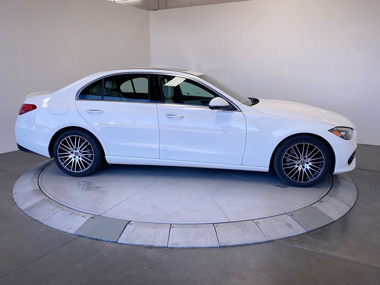 Used 2023 Mercedes-Benz C 300 Sedan w/ Exclusive Trim Package image 6