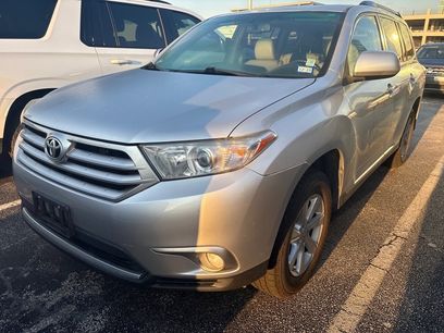 Used 2011 Toyota Highlander SE