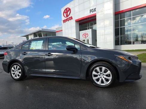 Used 2026 Toyota Corolla LE FWD image 1