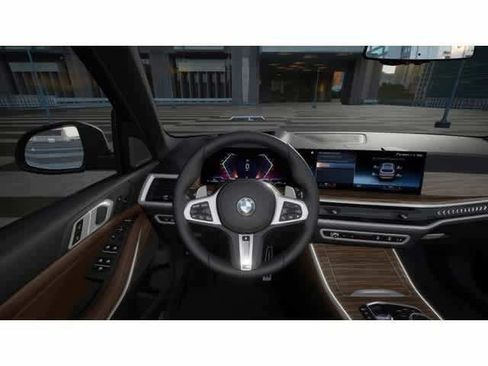 Used 2026 BMW X5 sDrive40i w/ Executive Package RWD image 13
