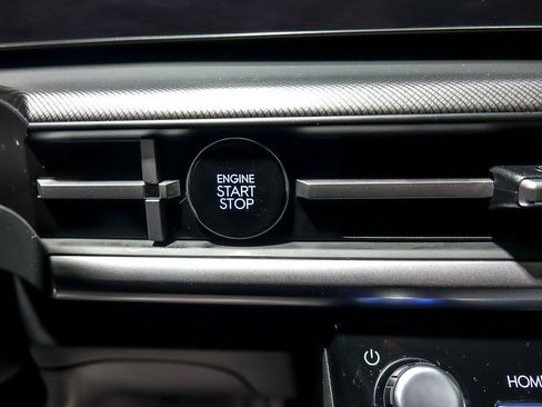 Used 2024 Hyundai Santa Fe XRT image 24