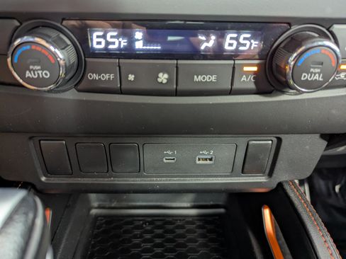 Used 2023 Nissan Frontier PRO-4X w/ Tow Package AWD/4WD image 27