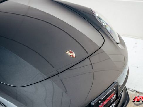 Used 2018 Porsche Panamera 4S image 25