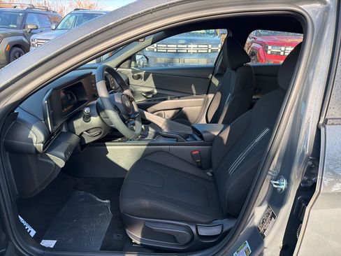 New 2026 Hyundai Elantra Sport image 12