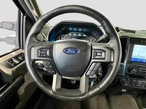 Used 2020 Ford F150 XLT w/ Equipment Group 302A Luxury AWD/4WD image 16