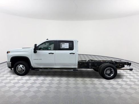 Used 2023 Chevrolet Silverado 3500 W/T w/ WT Convenience Package AWD/4WD image 8