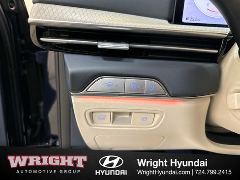 Certified 2025 Genesis GV80 3.5T Prestige AWD/4WD image 23