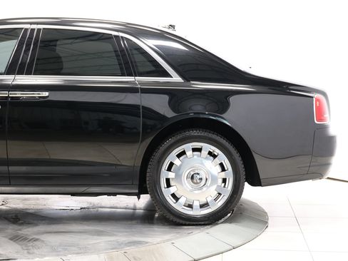 Used 2013 Rolls-Royce Ghost RWD image 8